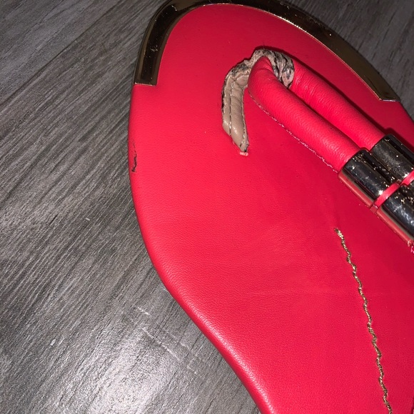 Dolce Vita Flat Sandals - Picture 7 of 7